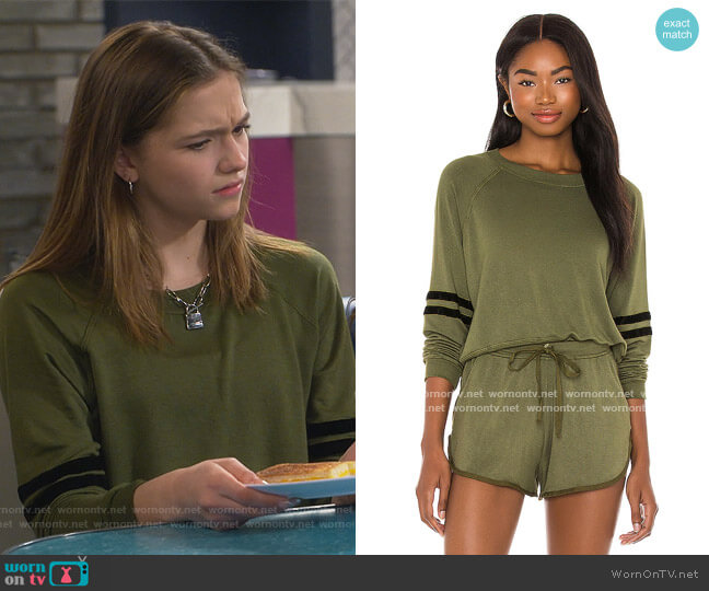 LVHR Sabina Crop Raglan Top worn by Presley (Jayden Bartels) on Side Hustle