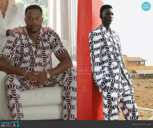 Tongoro Mogo worn by Jeff Colby (Sam Adegoke) on Dynasty