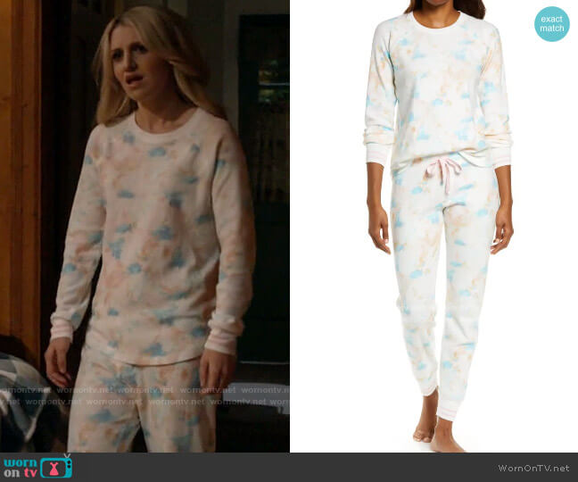 PJ Salvage Thermal Print Pajamas worn by Gina Dabrowski (Annaleigh Ashford) on B Positive