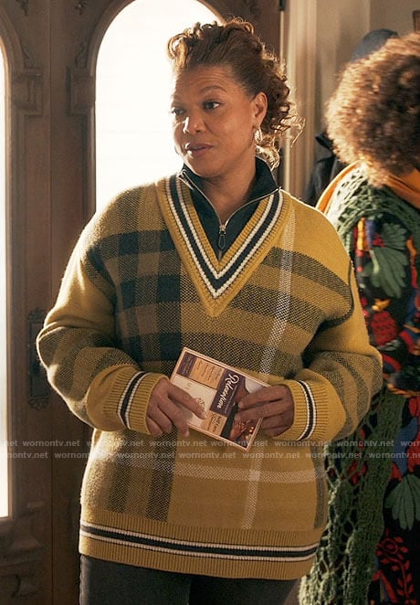 Robyn’s yellow plaid sweater on The Equalizer