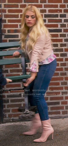 Summer’s pink leather moto jacket and boots on Girls5eva