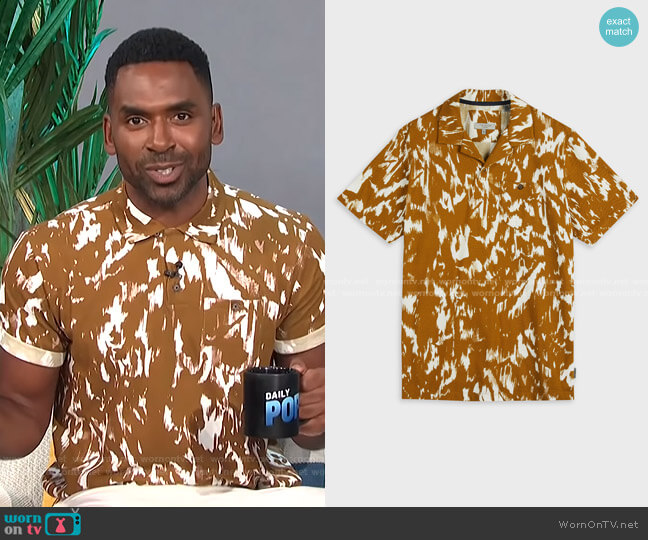 Ted Baker Mirin Polo Shirt worn by Justin Sylvester on E! News