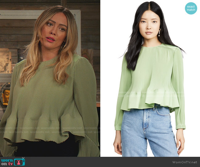 WornOnTV: Kelsey's green pleated peplum top on Younger Hilary
