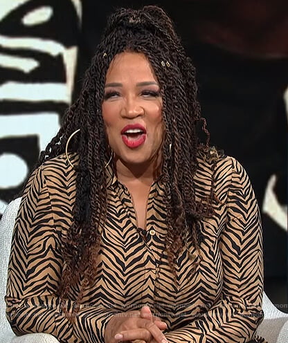 Kym’s zebra stripe blouse on E! News Daily Pop