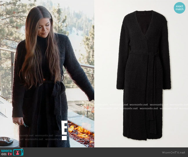 Skims Cozy Knit Short Robe worn by Khloe Kardashian on Keeping Up with the Kardashians