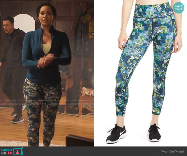 Sweaty Betty Green Spring Floral Print Leggings worn by Macy Vaughn (Madeleine Mantock) on Charmed