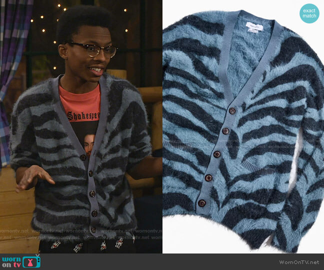 Urban Outfitters Fuzzy Tiger Print Cardigan worn by Noah Lambert (Israel Johnson) on Bunkd