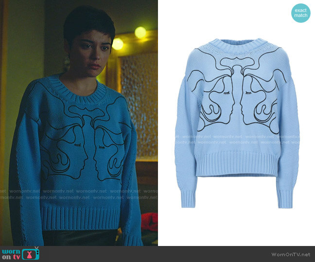 Vivetta Embroidered Face Knit Sweater worn by Ari Blanco (Carla Diaz) on Elite
