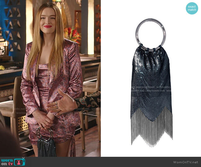 Whiting & Davis Rio Mesh Clutch Bag worn by Kirby Anders (Maddison Brown) on Dynasty