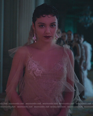 Ari’s tulle ruffle trim gown on Elite
