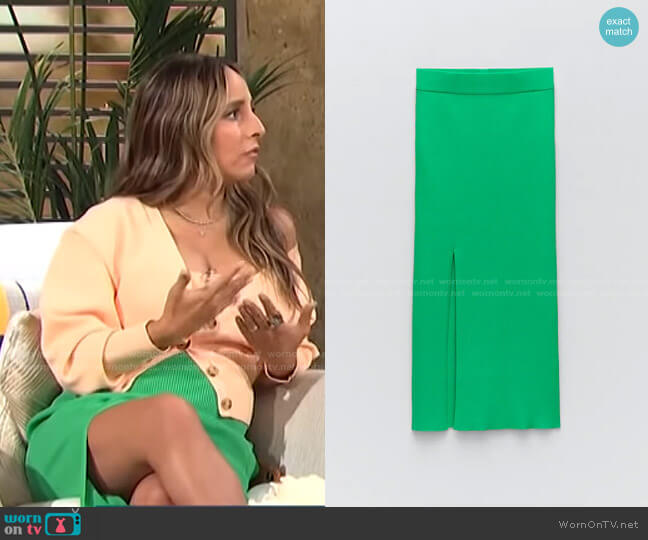 Zara Contrasting Knit Skirt worn by Lilliana Vazquez on E! News