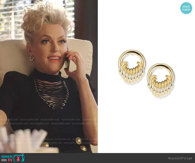 Fallon Stacked Hoop Earrings worn by Alexis Carrington (Elaine Hendrix) on Dynasty