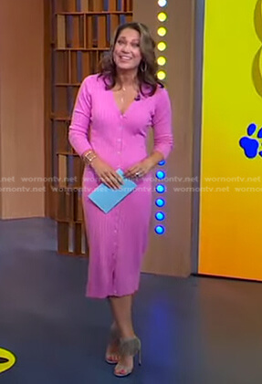 Ginger’s pink ribbed knit dress on Good Morning America