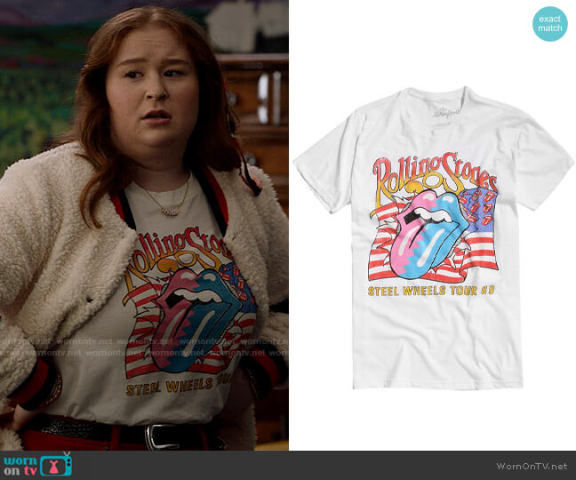 Hot Topic The Rolling Stones Steel Wheels Tour T-Shirt worn by Ashlyn (Julia Lester) on High School Musical The Musical The Series