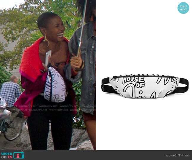 House of Field House of Field Belt Bag in White worn by Ella McFair (Andrea Bordeaux) on Run the World