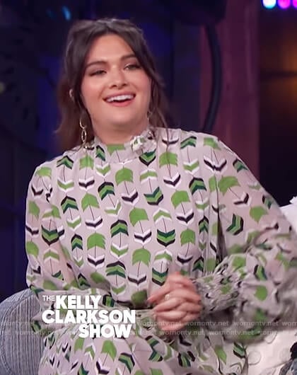 Katie Steven’s gray printed dress on The Kelly Clarkson Show