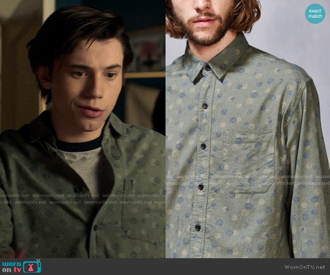 Koto Exploding Dots Linen Shirt worn by Felix Weston (Anthony Turpel) on Love Victor