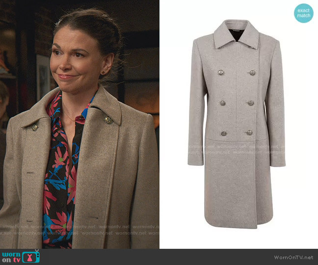 Givenchy Melange Wool Coat worn by Liza Miller (Sutton Foster) on Younger