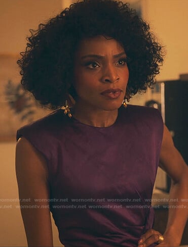 Sasha’s purple shoulder pad top on Sex/Life