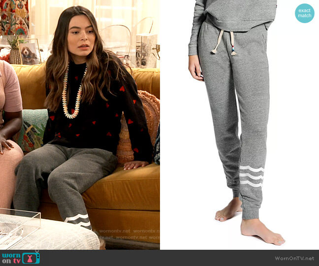 Sol Angeles Hacci Waves Slim Jogger Pants worn by Carly Shay (Miranda Cosgrove) on iCarly