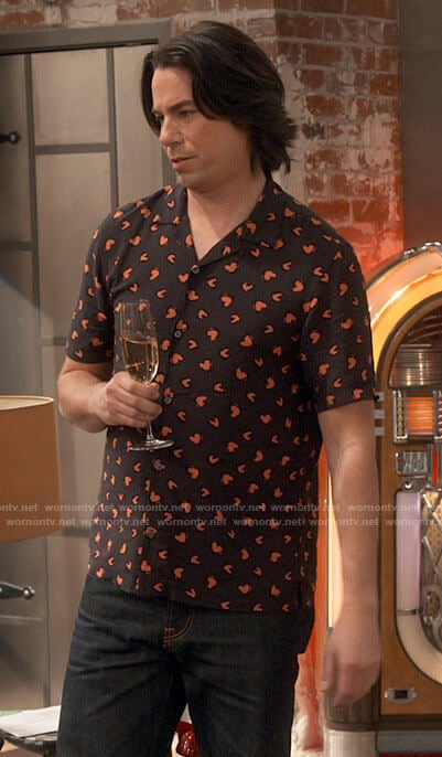 Spencer’s heart print shirt on iCarly