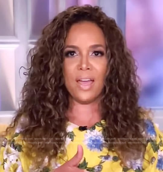 Sunny’s floral print blouse on The View
