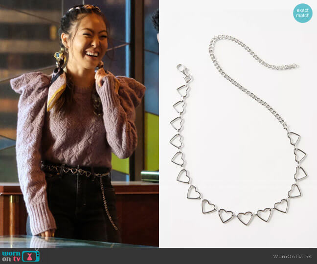 Heart Chain Belt from Urban Outfitters worn by Mary Hamilton (Nicole Kang) on Batwoman