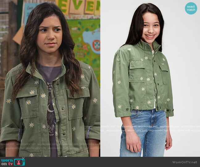 Gap Kids Utility Jacket worn by Gwen (Scarlett Estevez) on Bunkd