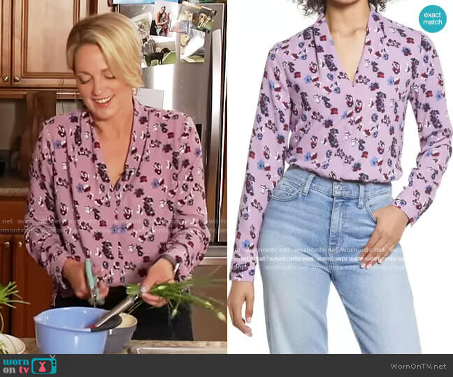 Halogen V-Neck Top in Purple Herb Floral worn by Jamie Yuccas on CBS Mornings