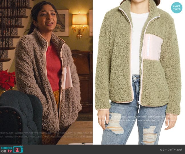 Thread & Supply Colorblock Fleece Zip-Up Jacket worn by Devi Vishwakumar (Maitreyi Ramakrishnan) on Never Have I Ever
