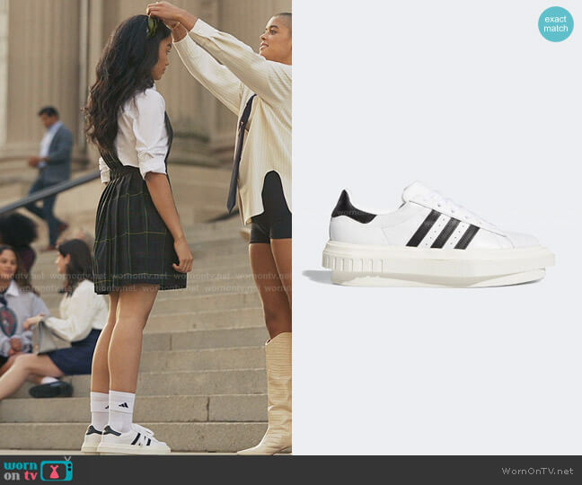 Adidas x Beyonce Superstar Leather Platform Sneakers worn by Zoya Lott (Whitney Peak) on Gossip Girl