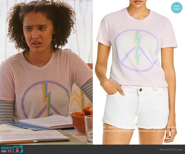 Aqua Lauren Moshi x AQUA Electric Peace Print Tee worn by Fabiola Torres (Lee Rodriguez) on Never Have I Ever