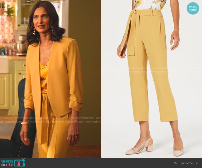 Bar lll Tie-Waist Cropped Dress Pants worn by Nalini Vishwakumar (Poorna Jagannathan) on Never Have I Ever
