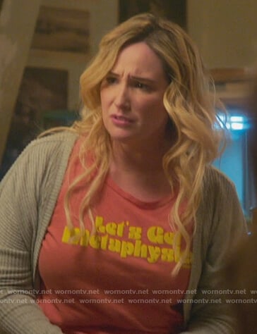 Davia’s pink metaphysical tee on Good Trouble