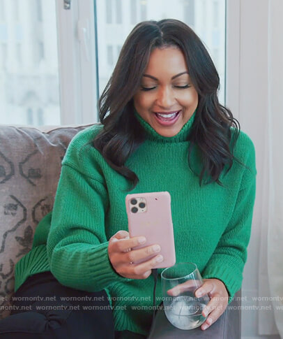 Ebony’s green turtleneck sweater on The Real Housewives of New York City