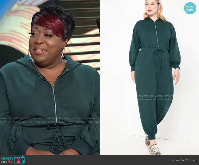 Eloquii Sweatsuit worn by Loni Love on E! News
