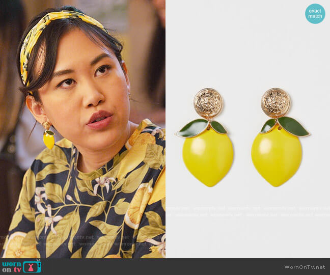 H&M Lemon-shaped Earrings worn by Eleanor Wong (Ramona Young) on Never Have I Ever