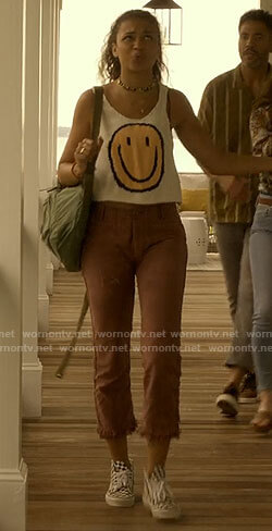 Kiara’s smiley emoji tank top on Outer Banks
