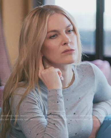 Leah’s gray splatter print long sleeve tee on The Real Housewives of New York City