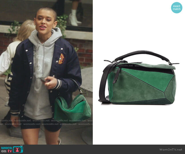 Loewe Suede Medium Bag worn by Julien Calloway (Jordan Alexander) on Gossip Girl