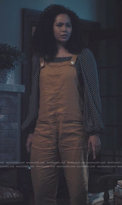 Macy’s daisy print blouse and overalls on Charmed