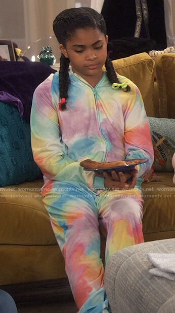 Millicent’s rainbow tie dye onesie on iCarly
