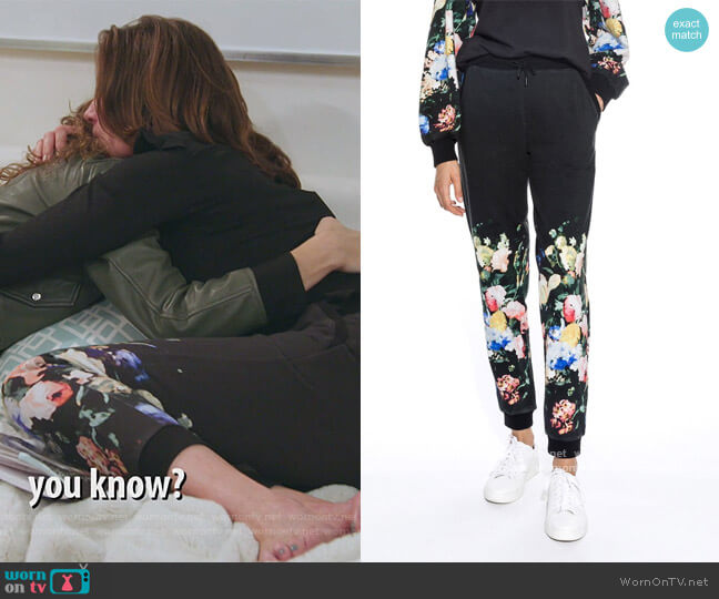 Nicole Miller Dutch Life Printed Jogger worn by Luann de Lesseps on The Real Housewives of New York City