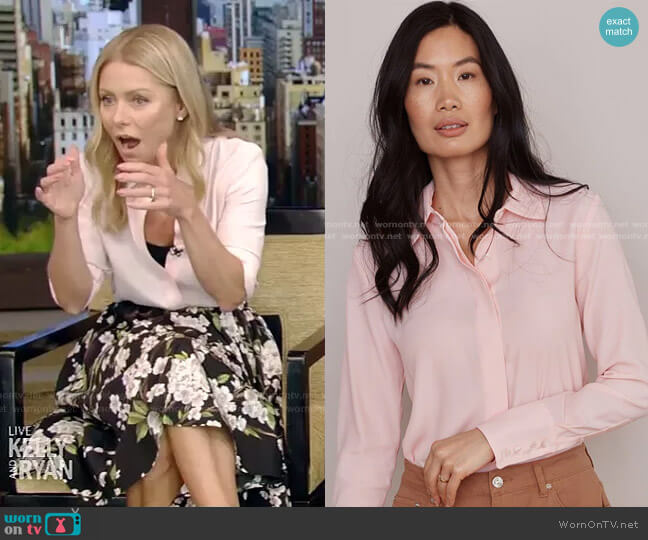 Numi The Simone Blouse worn by Kelly Ripa on Live with Kelly and Mark