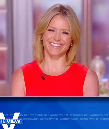 Sara’s red sleeveless pleated dress on The View