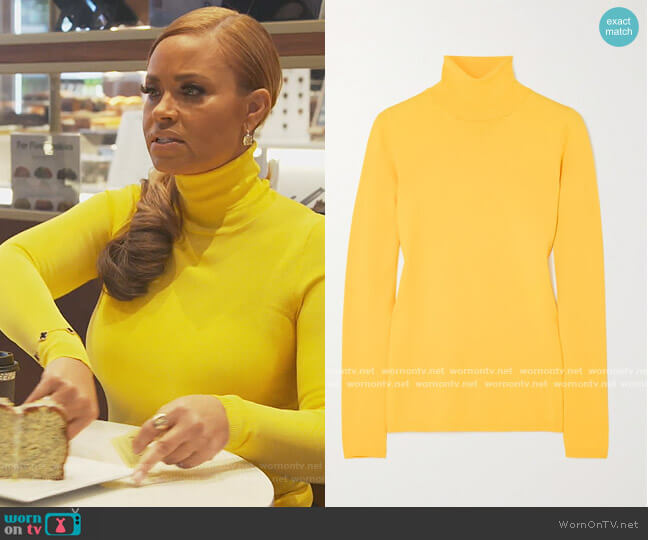 Stella McCartney Knitted turtleneck sweater worn by Gizelle Bryant on The Real Housewives of Potomac