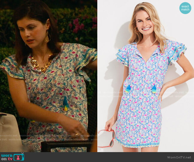 Vineyard Vines Floral Flamingos Linen Vineyard Tunic Dress worn by Rachel Patton (Alexandra Daddario) on The White Lotus
