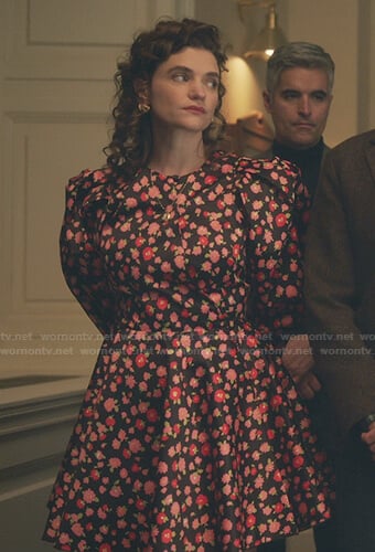 Wendy’s black and pink floral puff sleeve dress on Gossip Girl