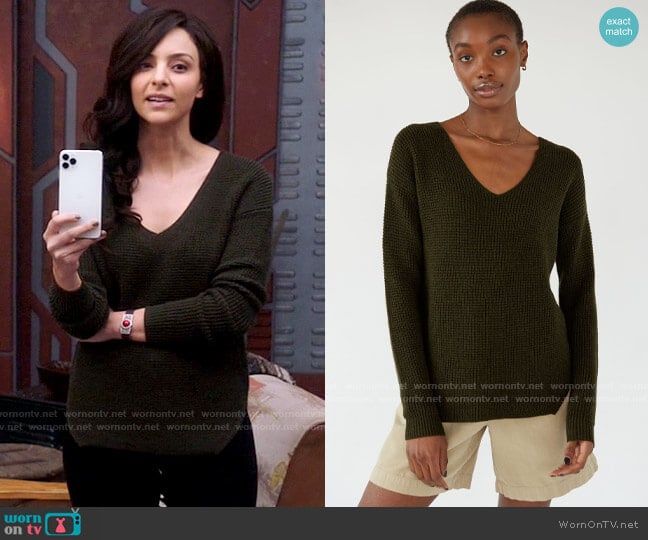 Wilfred Free Wolter Sweater in Dark Olive worn by Zari Tomaz (Tala Ashe) on Legends of Tomorrow