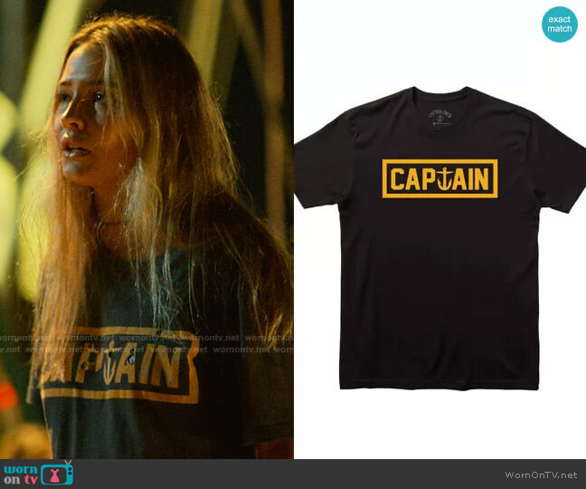 Captain Fin Naval Captain Tee worn by Sarah Cameron (Madelyn Cline) on Outer Banks